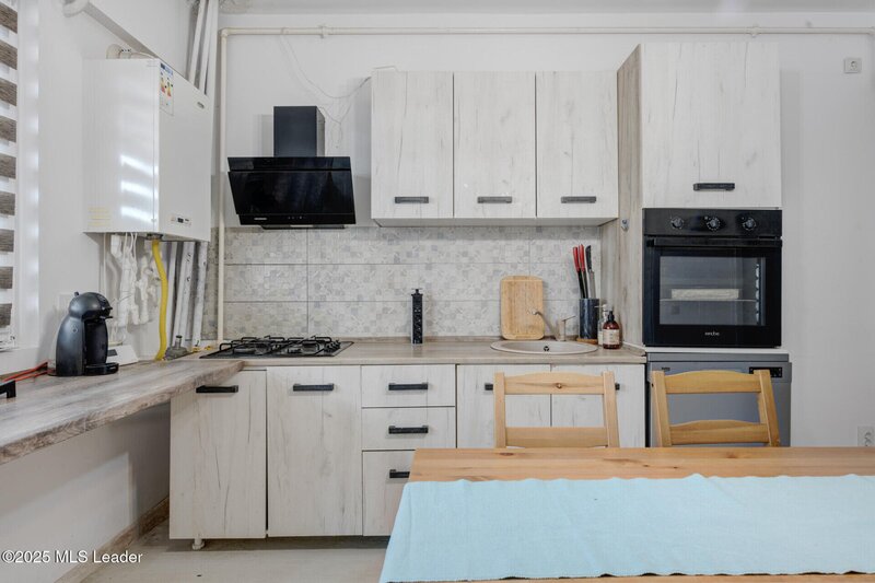 Bragadiru, apartament unic cu etaj, baie matrimoniala si balcon generos
